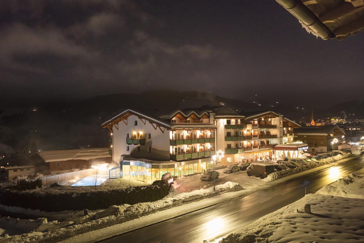 Hotel & Alpin Lodge Der Wastlhof Niederau Exteriör bild